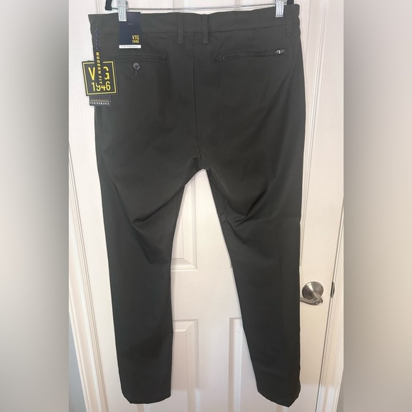 “Vintage 1946” Men's Dark Green/Khaki Modern Fit Performance Chinos w/ Pockets - Picture 15 of 17